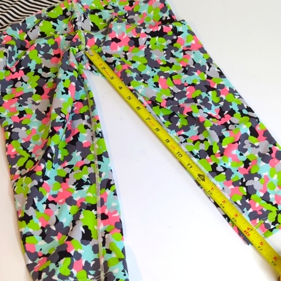 Spanx High Waisted Tummy Control Cropped Leggings Women’s Size Medium - Picture 10 of 10